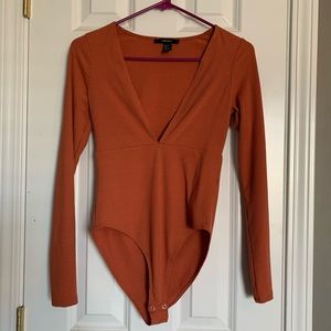 ❤️🧡 Burnt Orange Deep V neck Bodysuit size Small